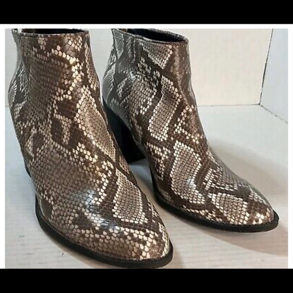 Massini Nora FAUX Snake Skin Boots - Picture 2 of 12